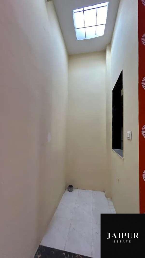 12.5×45 = 62.5 गज, 2 BHK
