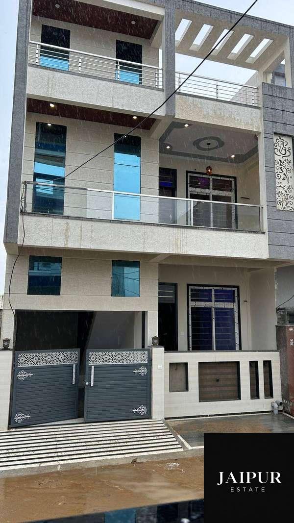 4BHK full Duplex Villa Avilable Marbal Mandi Gokul purara