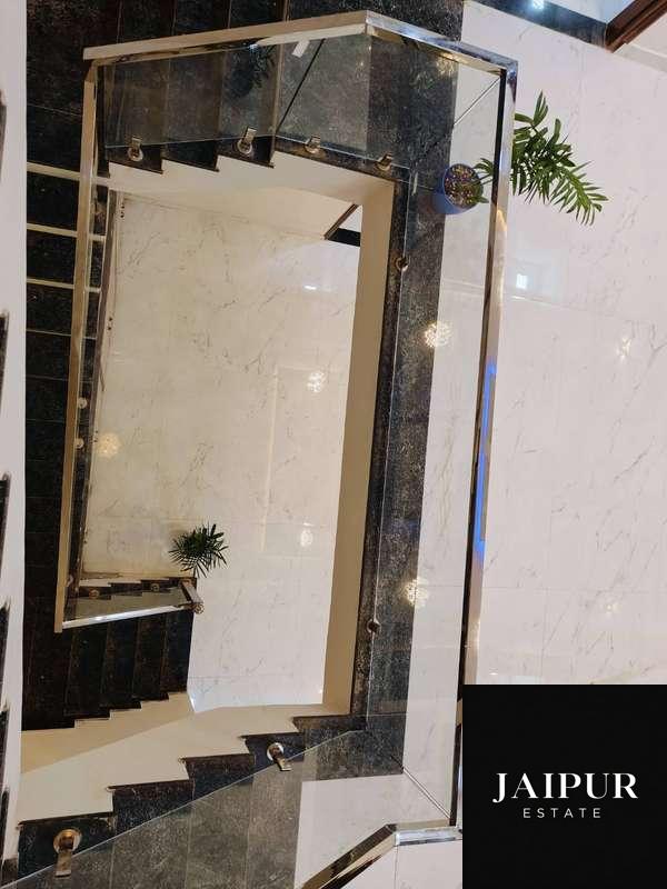 4BHk villa available Kardhani D-Mart, Kalwar Road