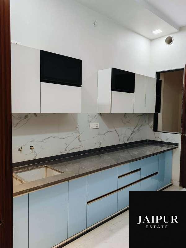 4BHk villa available Kardhani D-Mart, Kalwar Road