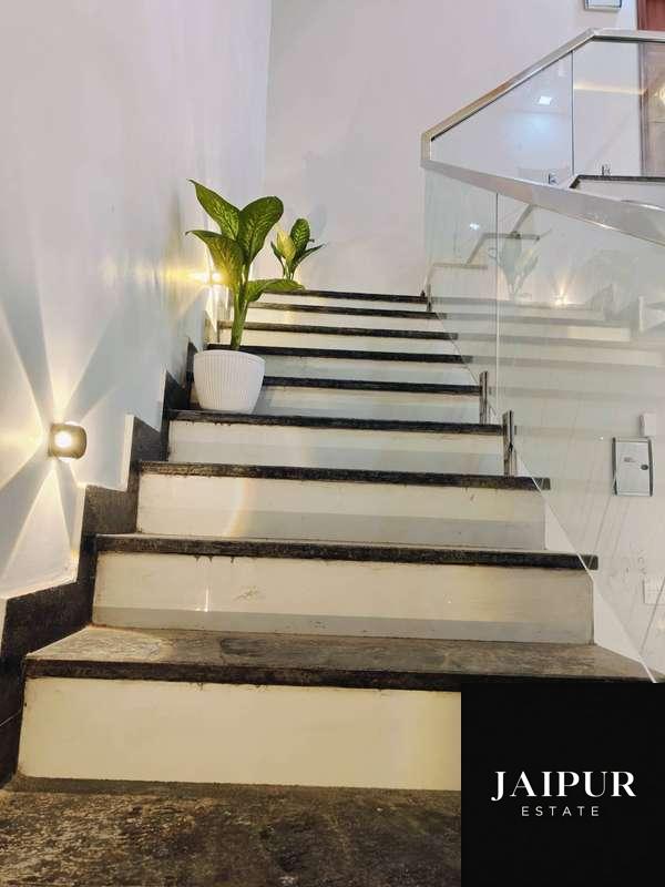 4BHk villa available Kardhani D-Mart, Kalwar Road
