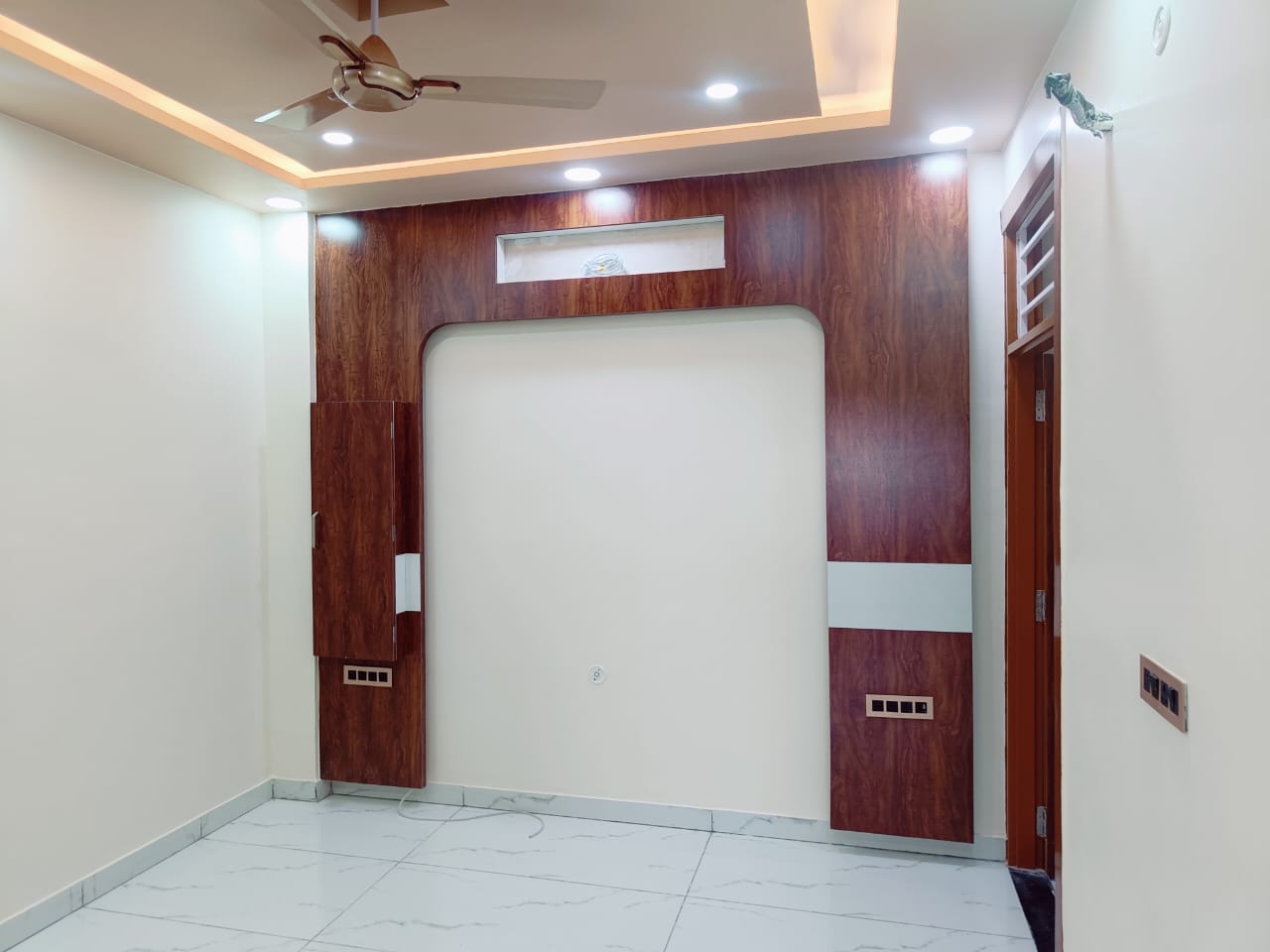 Elegant 4 BHK Villa in Kedia Aravali, Kalwar Road – West Facing, Gated Township